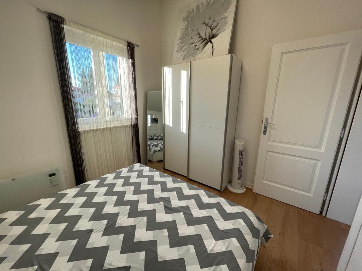Apartment New Chic Supetar Eksteriør bilde