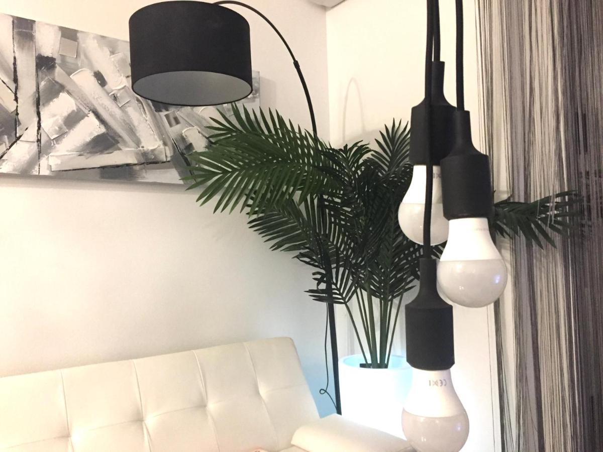 Apartment New Chic Supetar Eksteriør bilde
