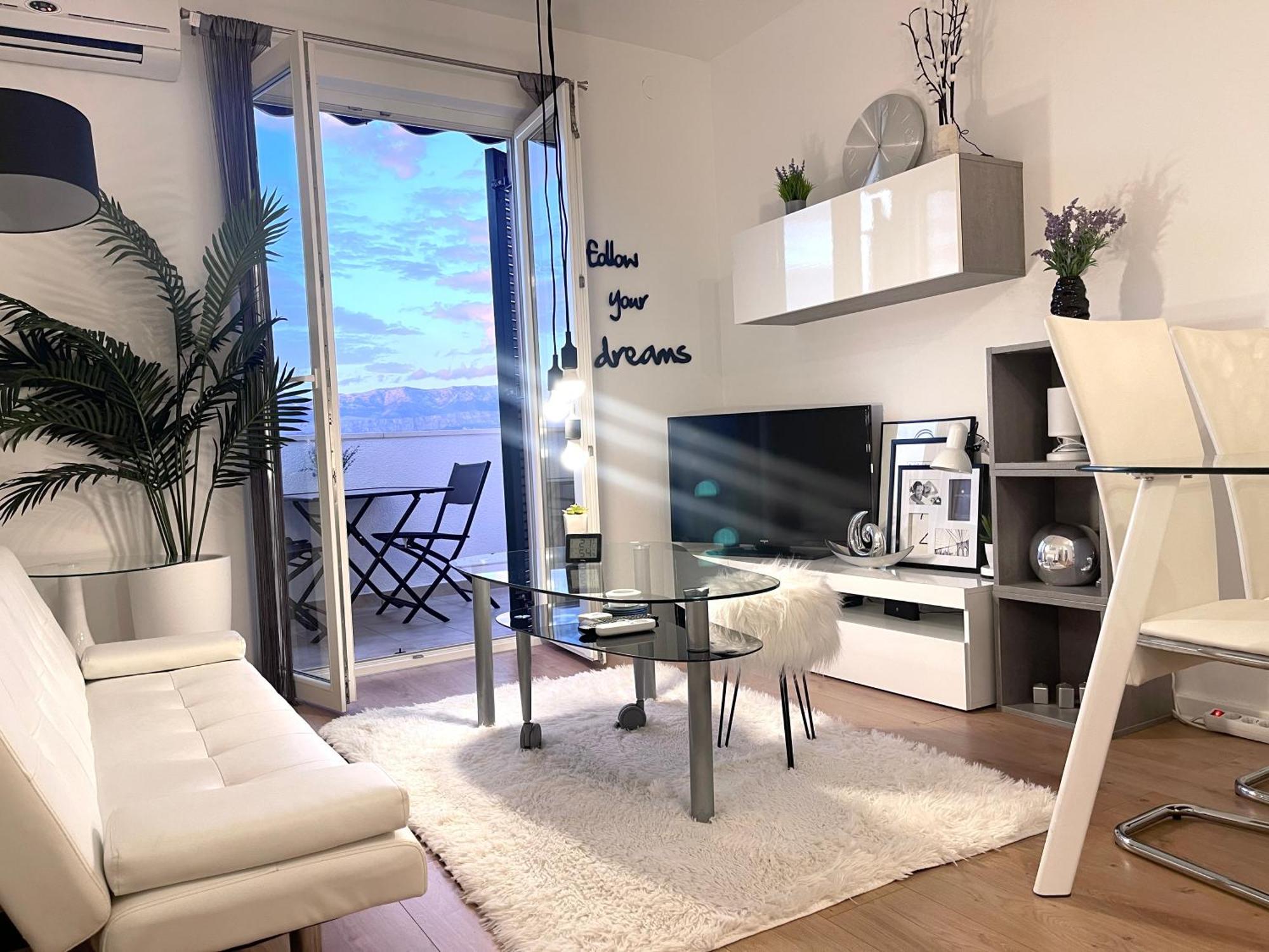 Apartment New Chic Supetar Eksteriør bilde